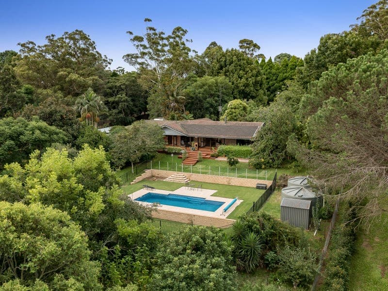 9 Blue Meadow Court, Blue Mountain Heights - Image 1