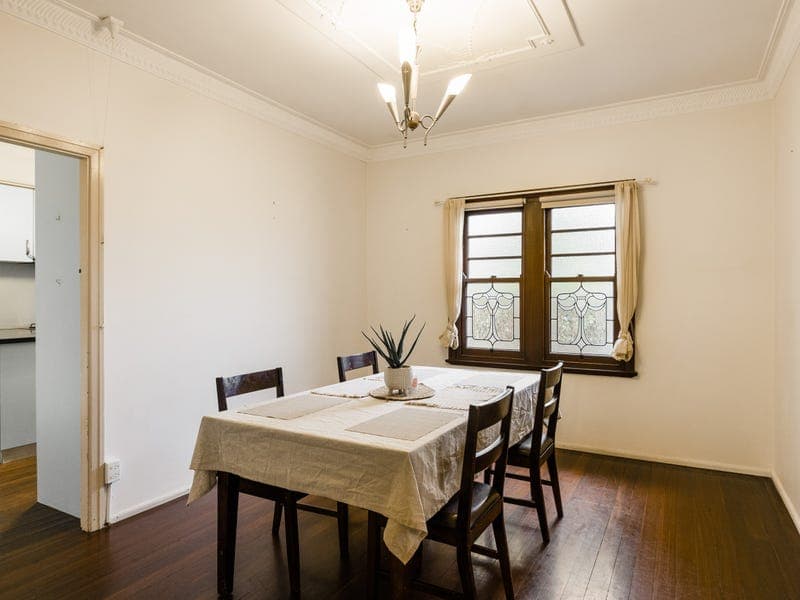 56 Wallace Street, Newtown - Thumbnail 4