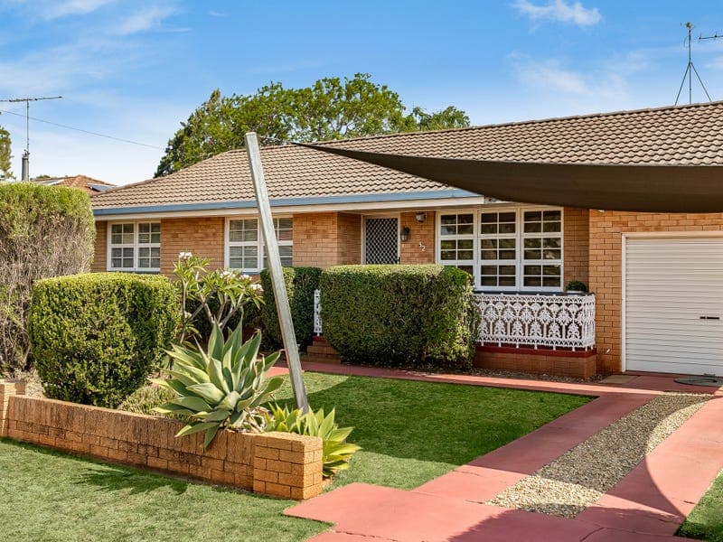 32 Merino Street, Harristown - Thumbnail 2