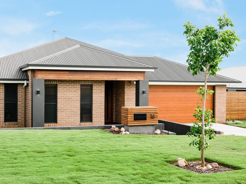 16 Hancock Circuit, Kleinton - Image 1