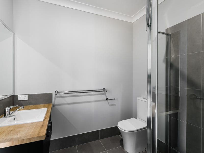 14 Crooke Street, Highfields - Thumbnail 8