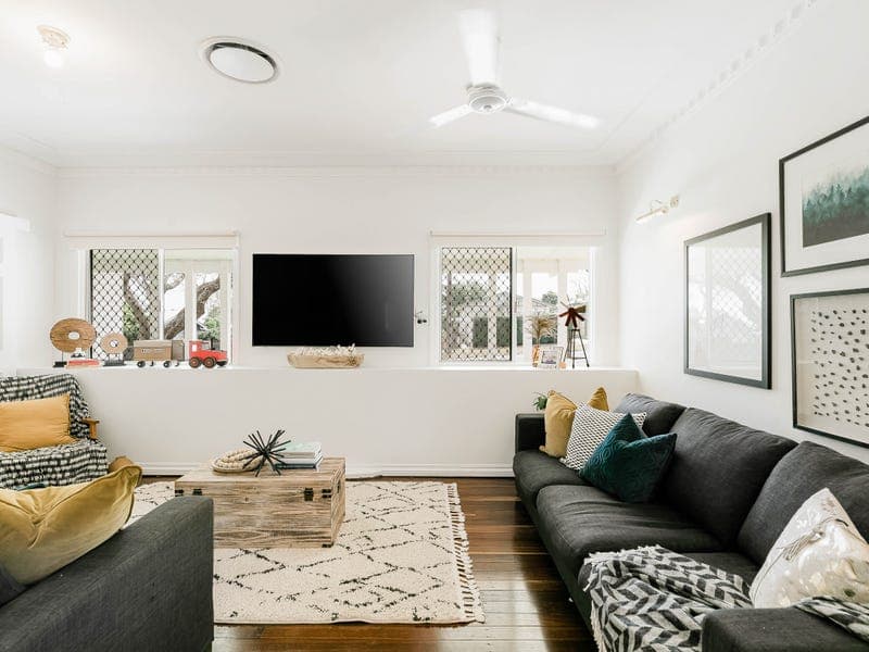 58 Mary Street, Mount Lofty - Thumbnail 4