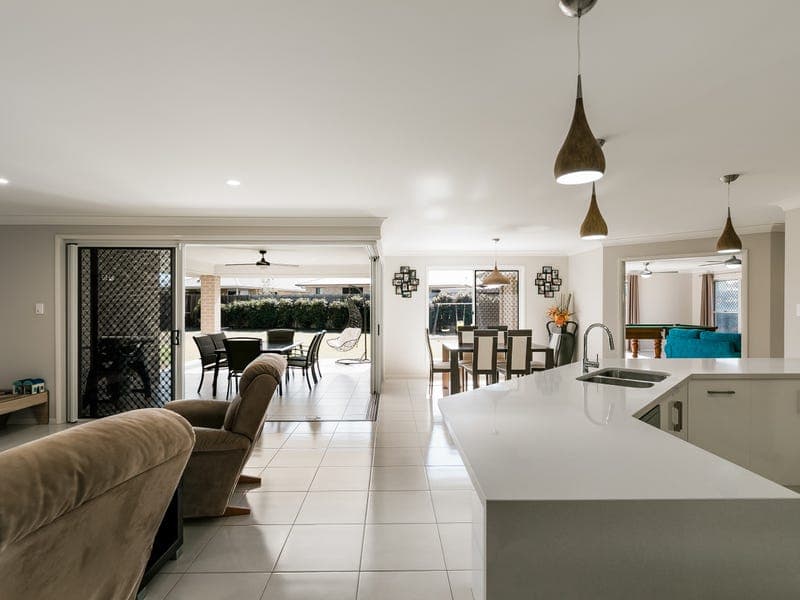 6 Sienna Drive, Glenvale - Thumbnail 5