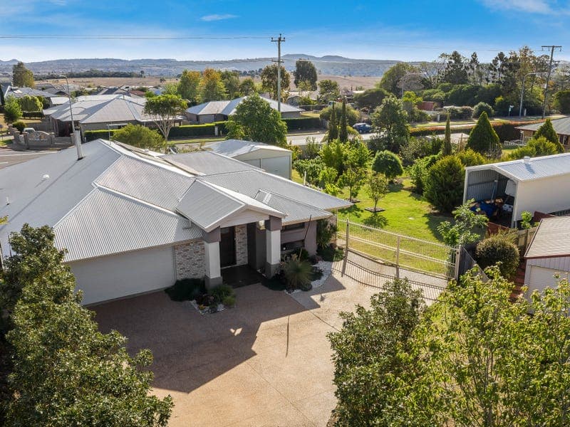 13 Degan Court, Highfields - Image 1