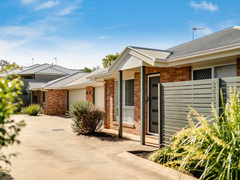 19A Searle Street, South Toowoomba - Image 1