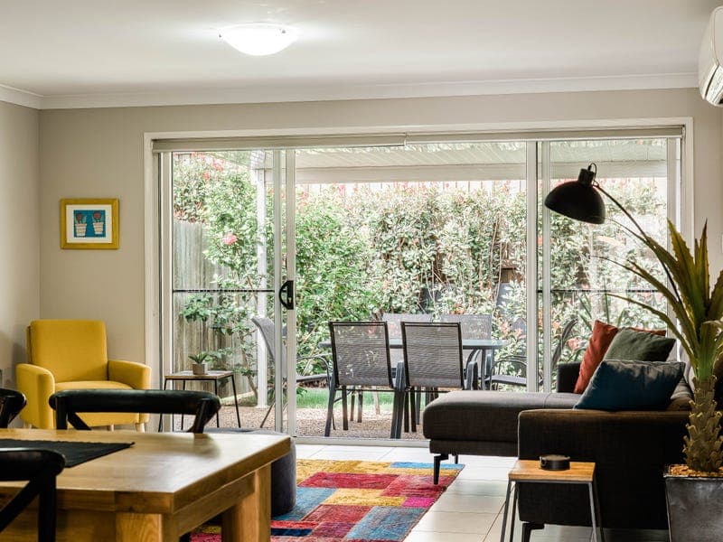 2/8 McMorrow Street, Kearneys Spring - Image 1