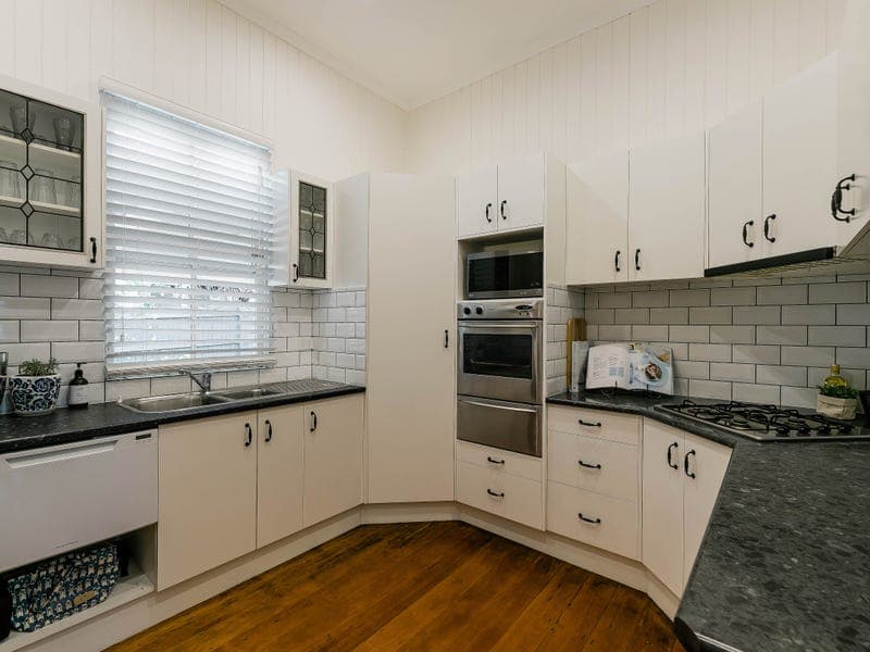 62 Hume Street (33 Gentle Street), North Toowoomba - Thumbnail 8