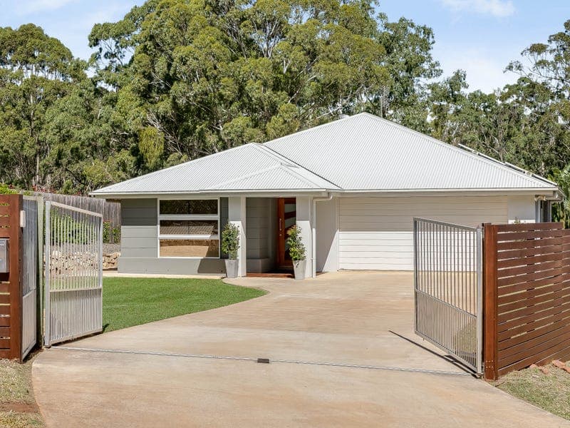 1 Geoffrey Way, Highfields - Image 1