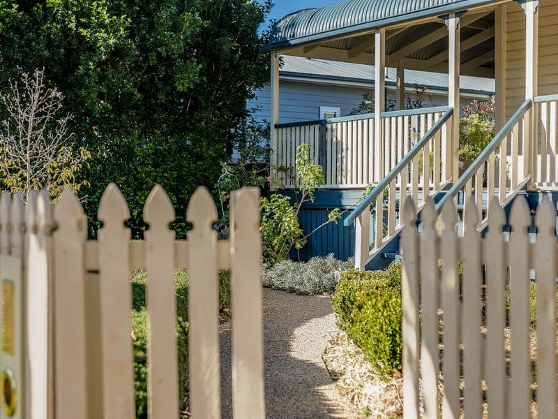 8 Jenkins Street, Newtown - Thumbnail 2