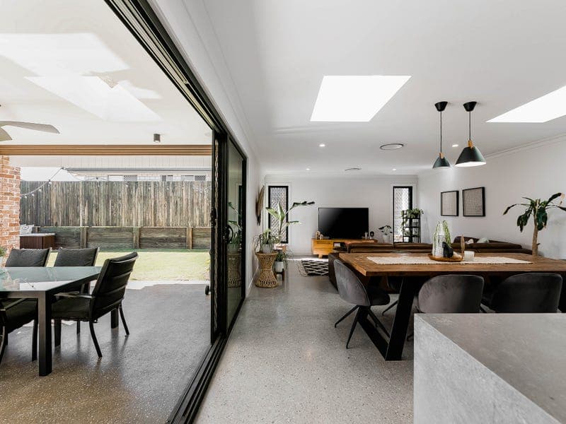 1 Sienna Drive, Glenvale - Thumbnail 7