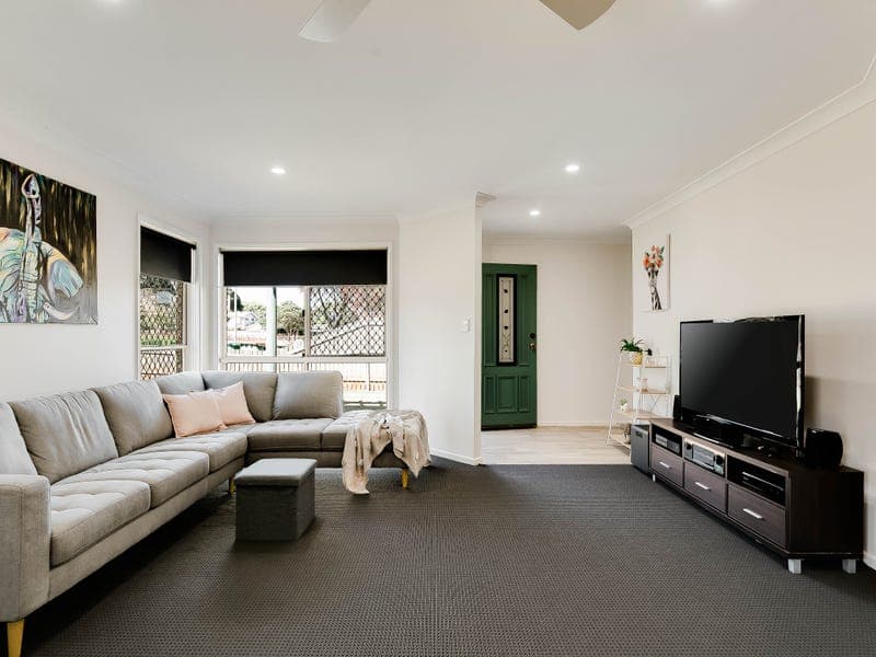 394 Bridge Street, Wilsonton - Thumbnail 3