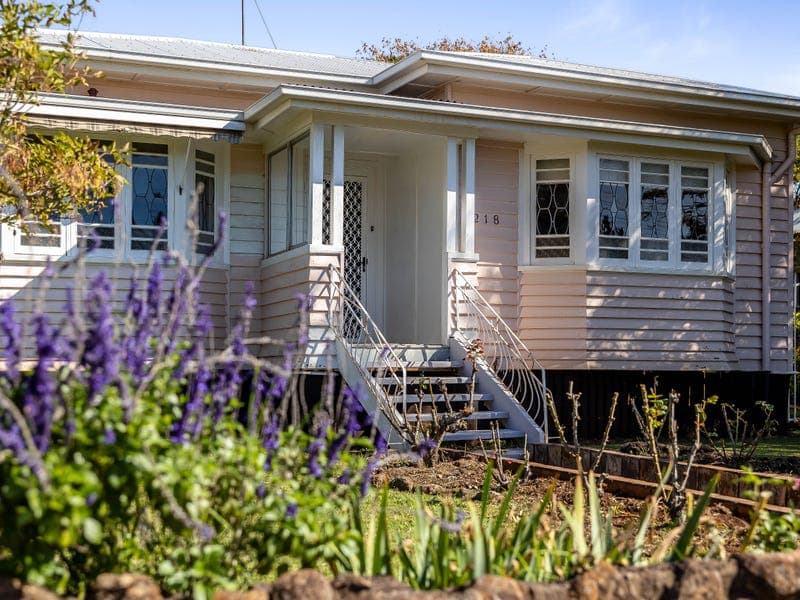 218 South Street, South Toowoomba - Image 1