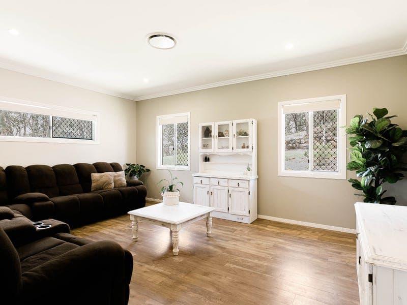 3 Sovereign Drive, Meringandan West - Thumbnail 6