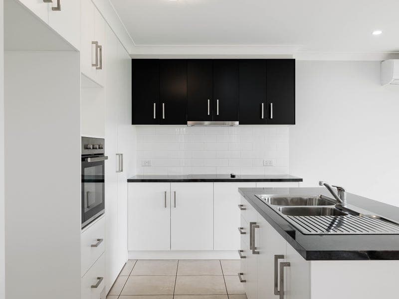 117 Entabeni Drive, Kearneys Spring - Thumbnail 5