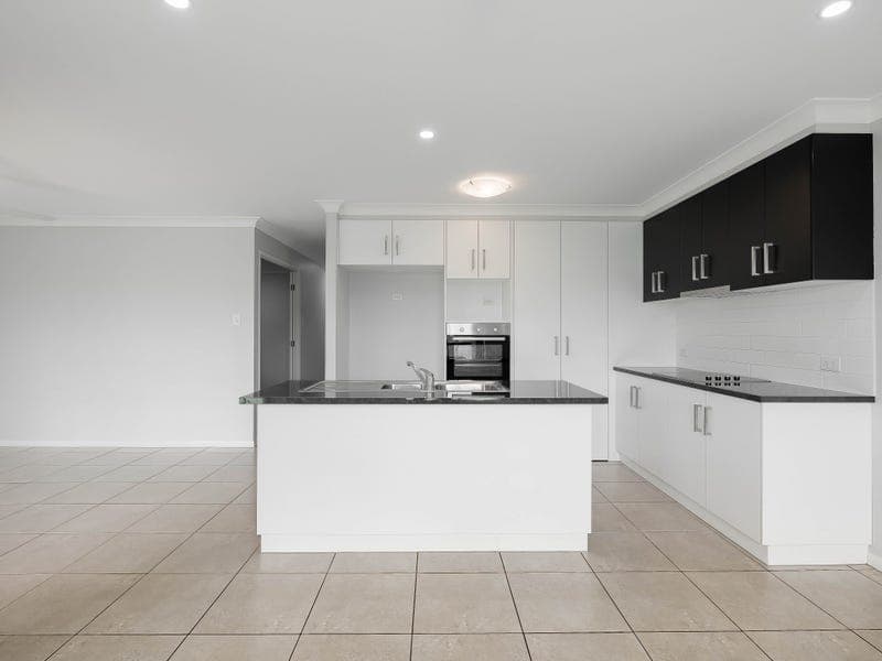 117 Entabeni Drive, Kearneys Spring - Thumbnail 6