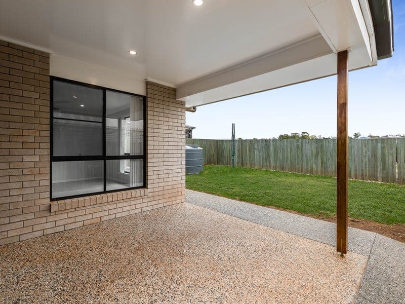 117 Entabeni Drive, Kearneys Spring - Thumbnail 8