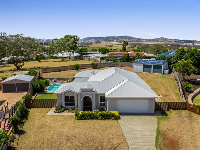 13 Jacob Court, Westbrook - Image 1
