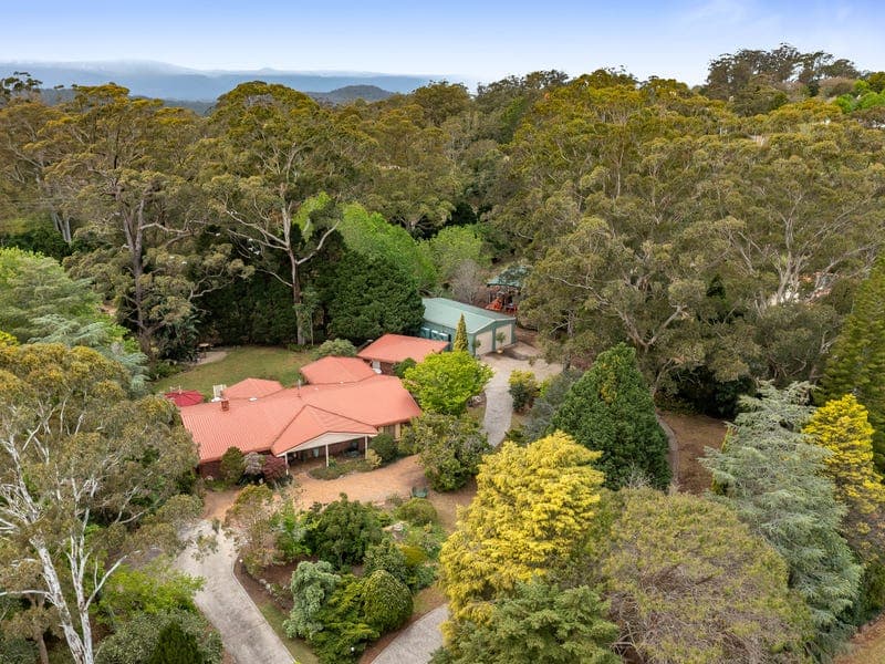 4 Blue Meadow Court, Blue Mountain Heights - Image 1