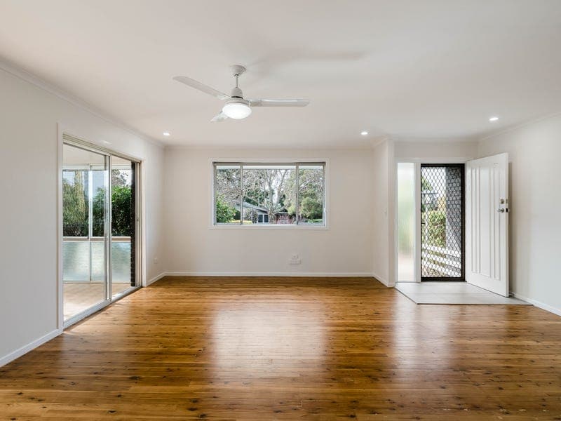 1 Wessex Street, Harristown - Thumbnail 2
