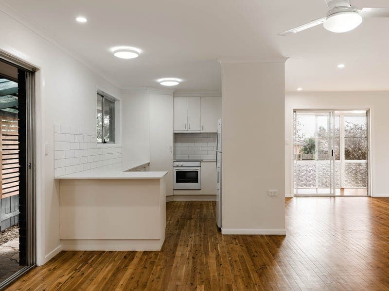 1 Wessex Street, Harristown - Thumbnail 4