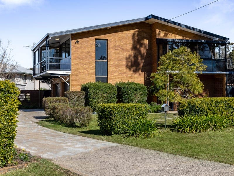 3 Charlmay Street, Prince Henry Heights - Thumbnail 2