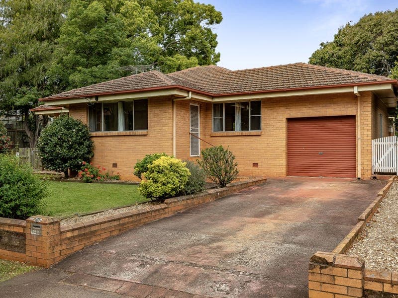 76A Curzon Street, East Toowoomba - Thumbnail 2