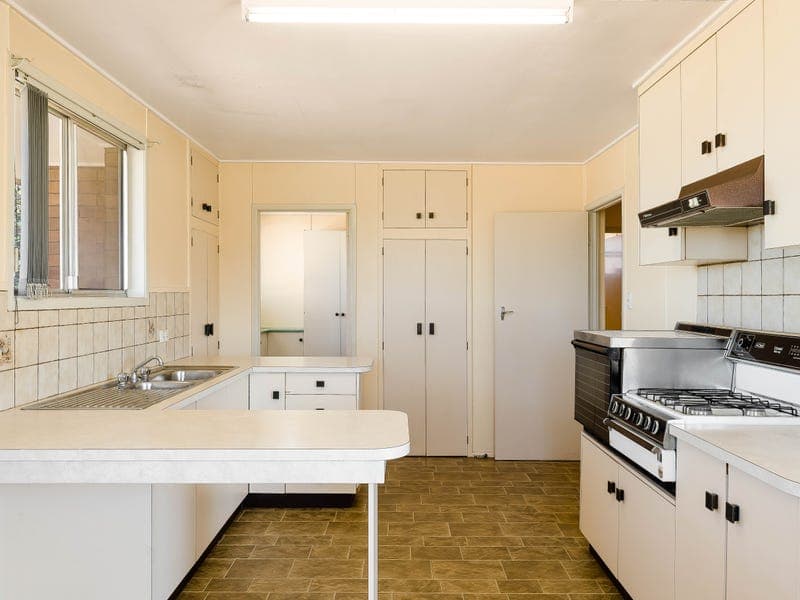 1 Richmond Drive, Wilsonton - Thumbnail 8