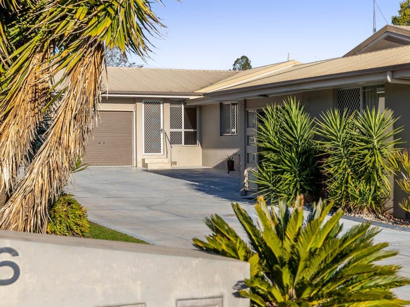 2/6 Gunn Street, Kearneys Spring - Image 1