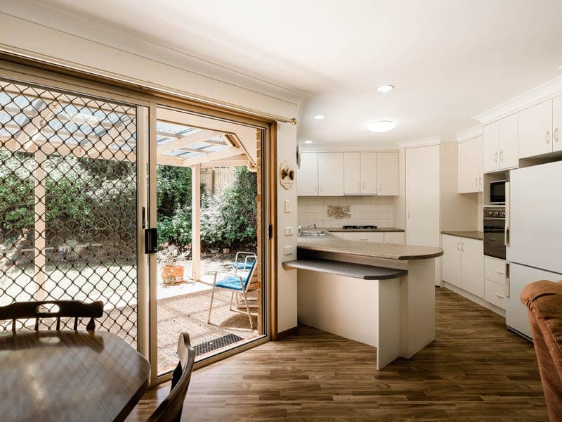 25 Nash Drive, Glenvale - Thumbnail 4