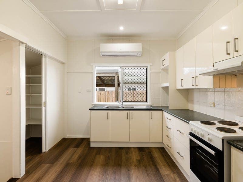 House 1/3 Merritt Street, Harristown - Thumbnail 5