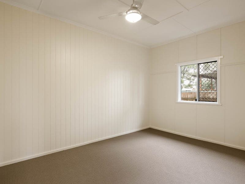 House 1/3 Merritt Street, Harristown - Thumbnail 7