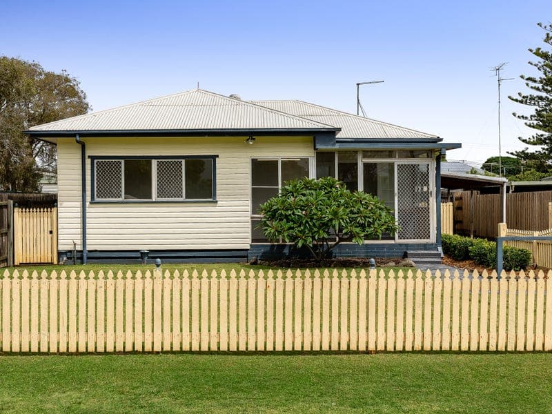 House 1/3 Merritt Street, Harristown - Image 1