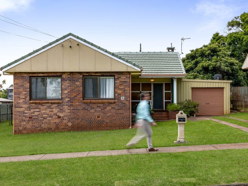 9 Murray Street, North Toowoomba - Image 1