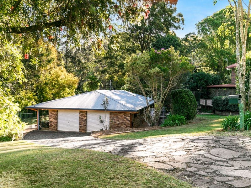 9 Sirron Street, Blue Mountain Heights - Image 1