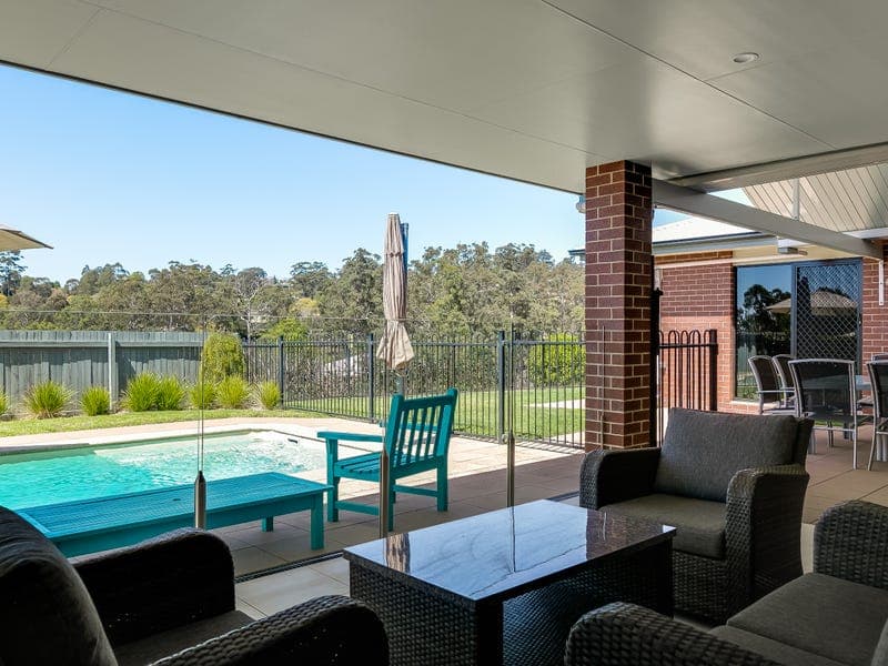 6 Anna Maria Street, Blue Mountain Heights - Thumbnail 5