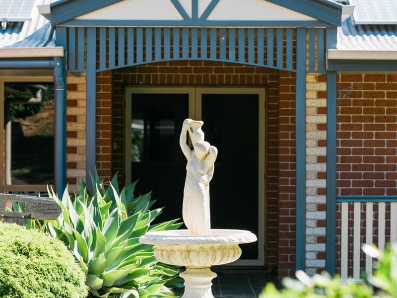 3 Hillsdale Crescent, Blue Mountain Heights - Thumbnail 2