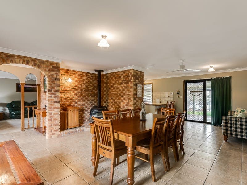 11 Pizzoni Road, Glenvale - Thumbnail 3