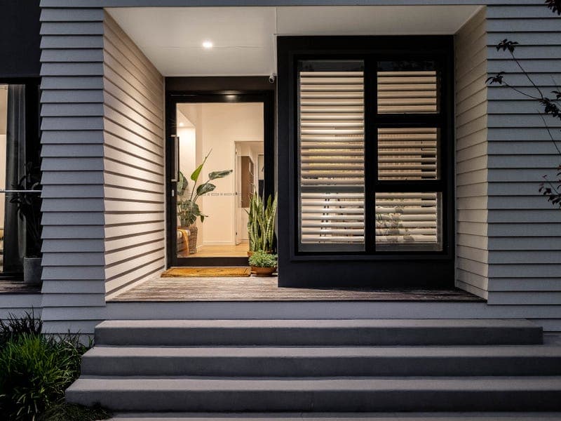 19 Guido Avenue, Blue Mountain Heights - Thumbnail 4