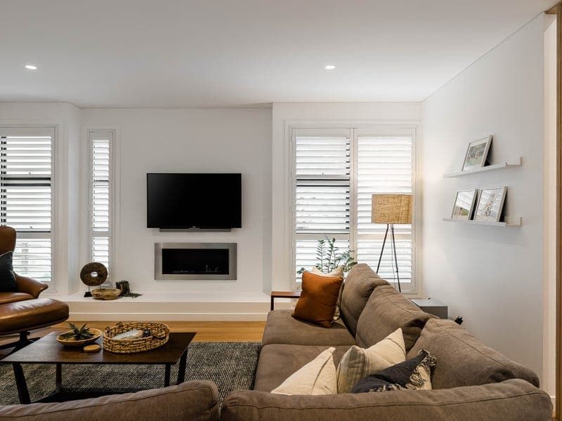 19 Guido Avenue, Blue Mountain Heights - Thumbnail 7