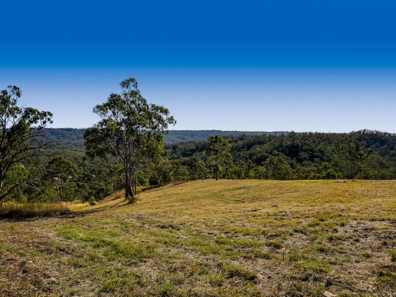 29 Keira Court, Blue Mountain Heights - Image 1