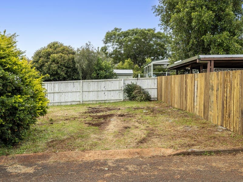 1A Shannon Court, North Toowoomba - Thumbnail 3