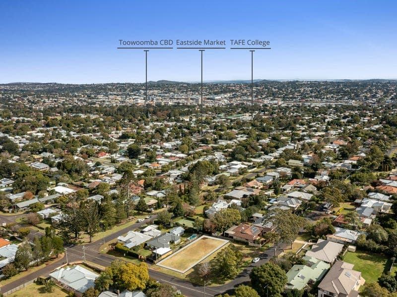 71 Mackenzie Street, Mount Lofty - Thumbnail 5