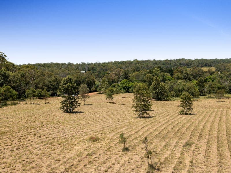 35 Goulds Road, Cabarlah - Thumbnail 3