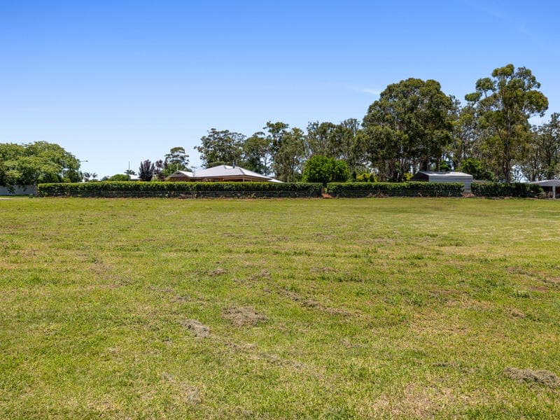 25 Lynne Court, Highfields - Thumbnail 6