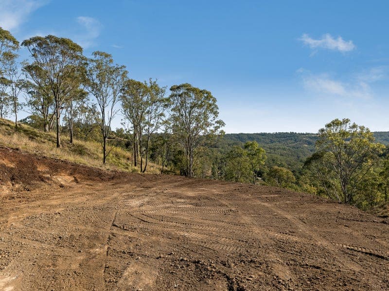 20 Keira Court, Blue Mountain Heights - Image 1