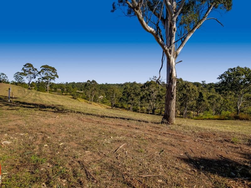 10 Keira Court, Blue Mountain Heights - Thumbnail 2