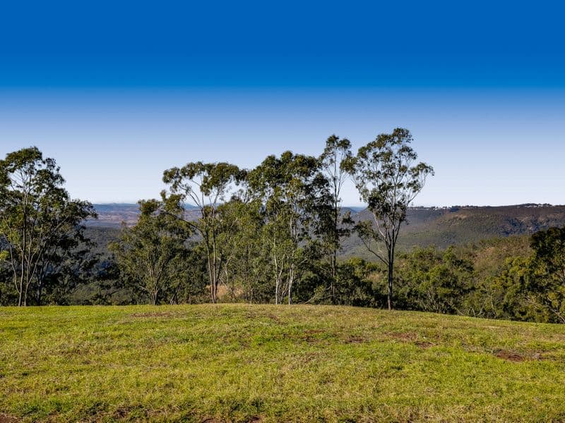23 Keira Court, Blue Mountain Heights - Image 1
