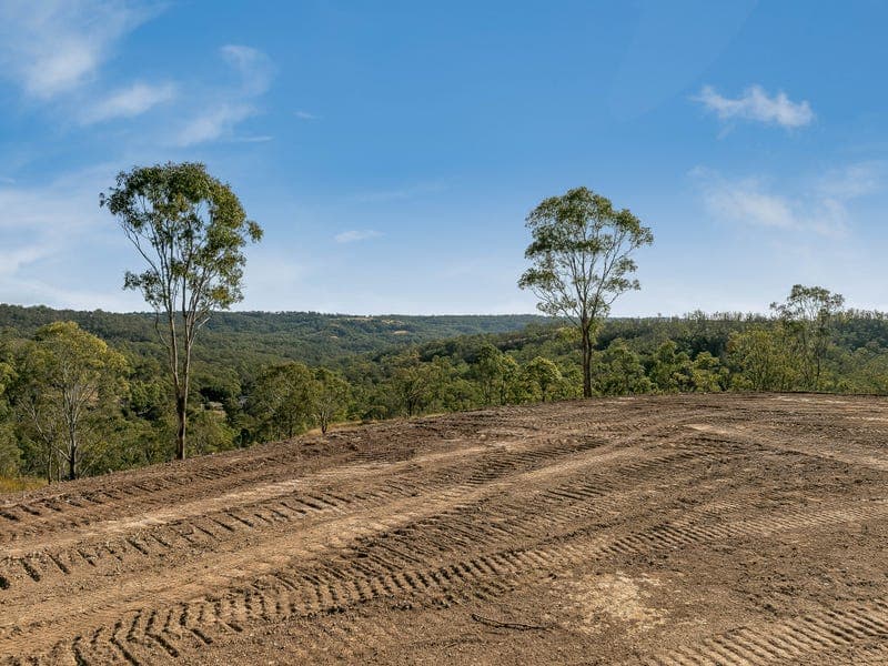 22 Keira Court, Blue Mountain Heights - Image 1