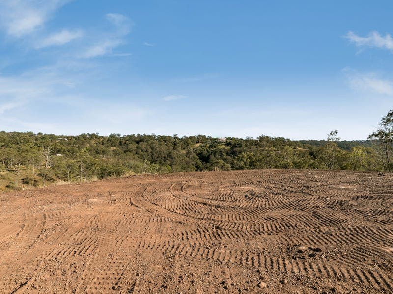 16 Keira Court, Blue Mountain Heights - Thumbnail 2