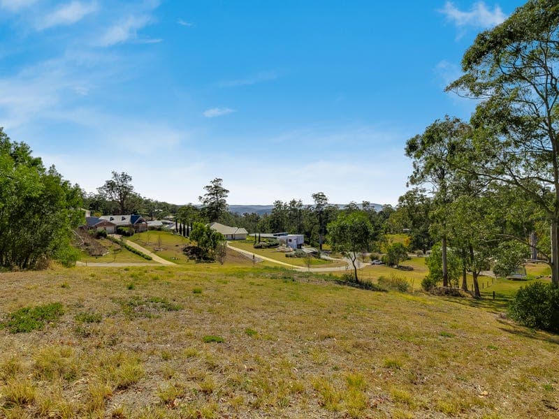 8 Guido Avenue, Blue Mountain Heights - Thumbnail 3